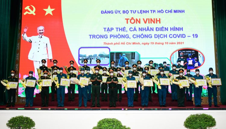 Bo-Tu-lenh-TP-Ho-Chi-Minh-ton-vinh-4