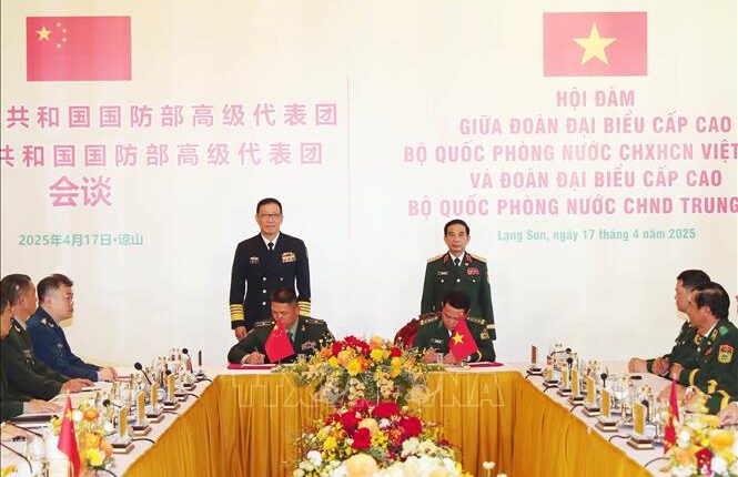 vnapotalgiaoluuhuunghiquocphongbiengioivietnam-trungquoclanthu9tailangsonstand-17448813511361176599509