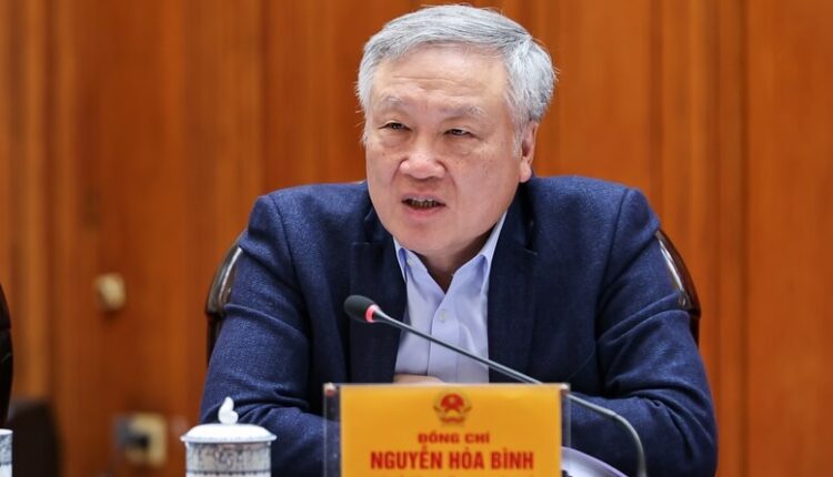 thu-tuong-xay-dung-chinh-sach-vuot-troi-canh-tranh-de-thi-diem-mot-so-khu-thuong-mai-tu-do-3